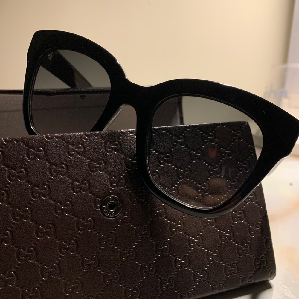 Gucci Black sunglasses